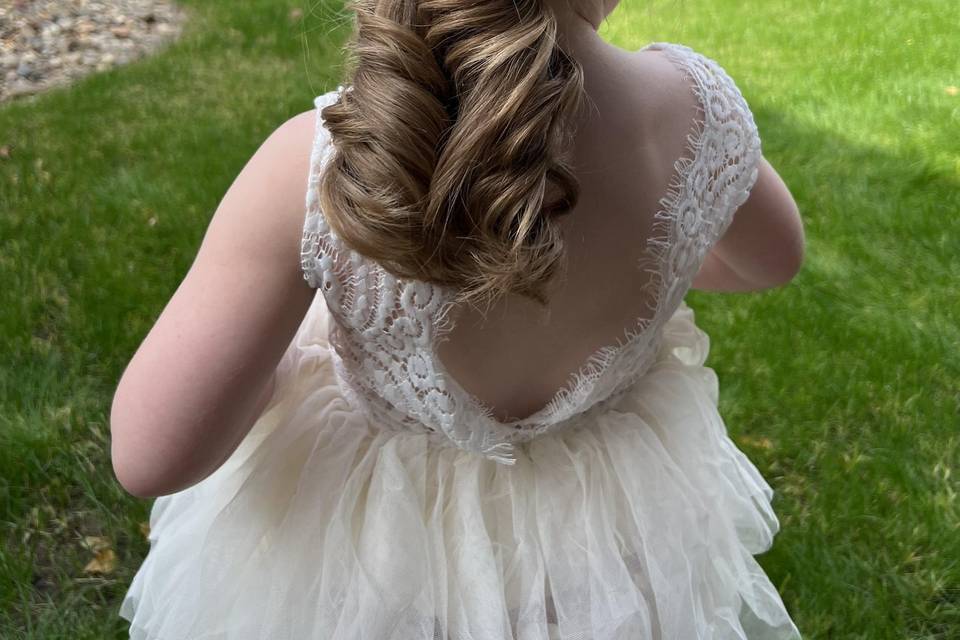 Flower Girl Hairstyling