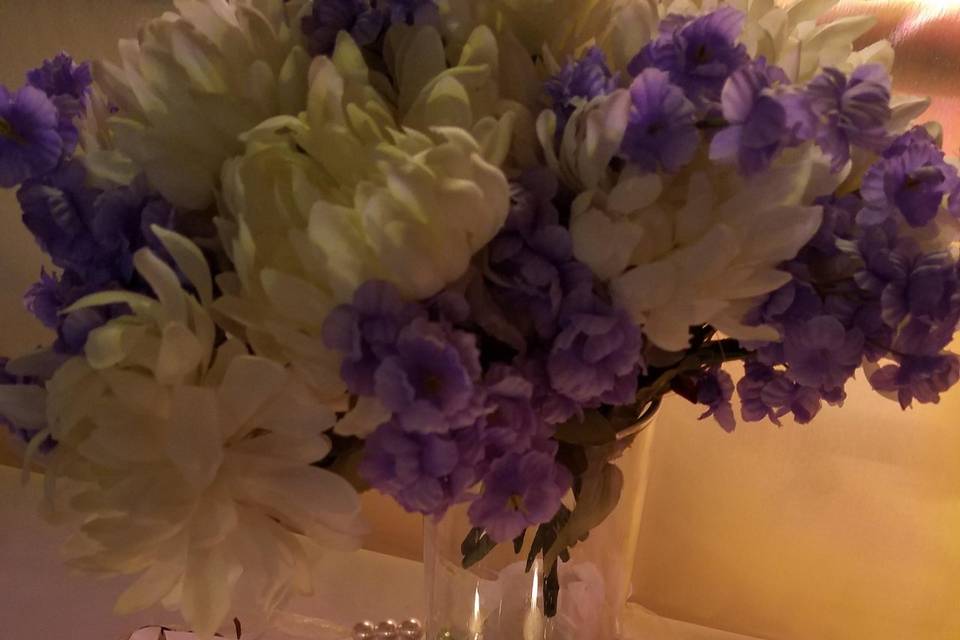 Lighted center piece