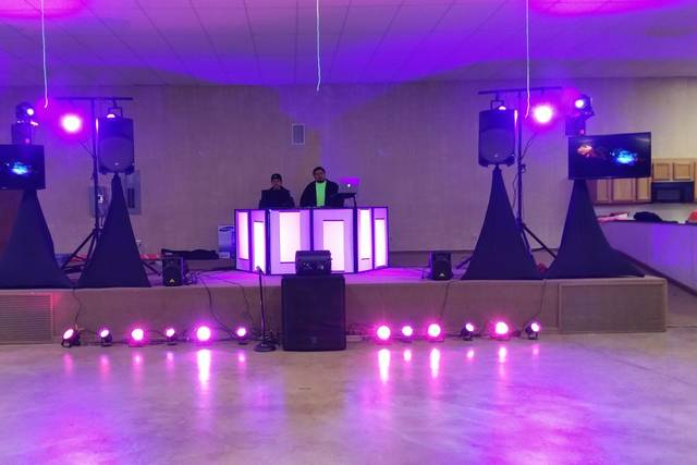 DJ station