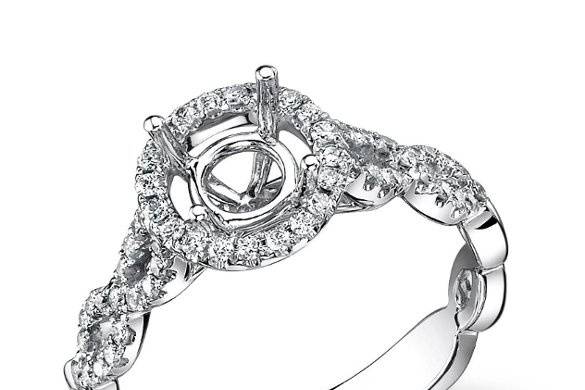 18K White Gold Diamond Engagement Ring.
Please click the following link for full product details.  http://www.alexarosejewelry.com/viewitem.asp?idProduct=136026&priceRange=0x999999&ha1=2&hb1=25