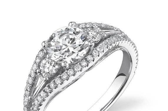 18K White Gold Diamond Engagement Ring.
Please click the following link for full product details.  http://www.alexarosejewelry.com/viewitem.asp?idProduct=136028&priceRange=0x999999&ha1=2&hb1=25