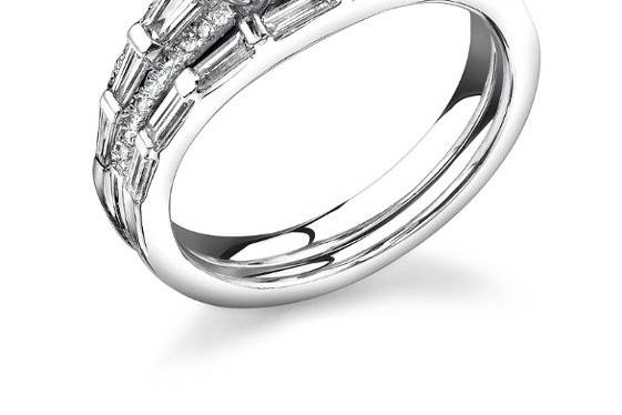 18K white gold diamond engagement ring.
Please click the following link for engagement ring details.  http://www.alexarosejewelry.com/viewitem.asp?idProduct=132920&priceRange=0x999999&ha1=2&hb1=37