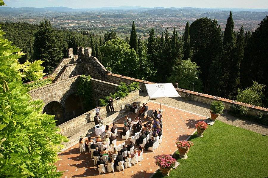 Wedding in Vincigliata Castle near Fiesole