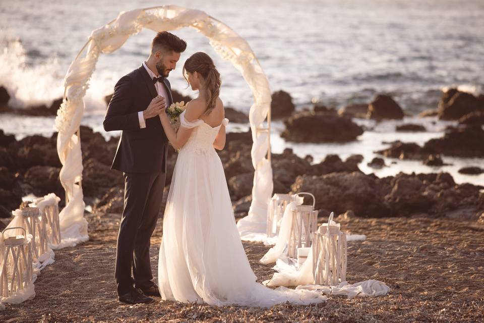 Couple at the alter in Corfu