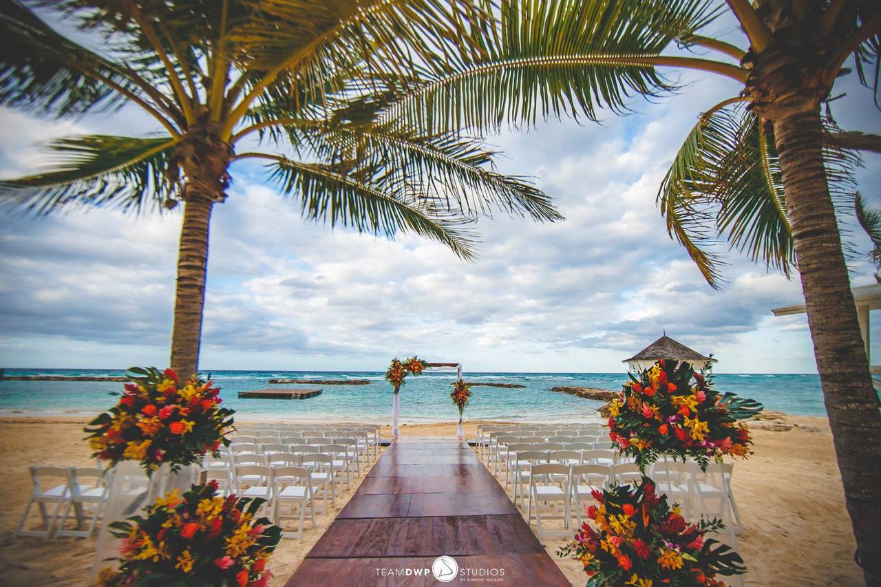 wedding on the beach near me