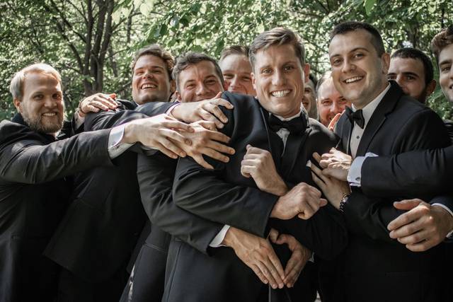 Groomsmen candids