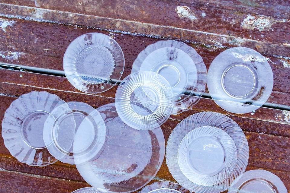Clear dishes