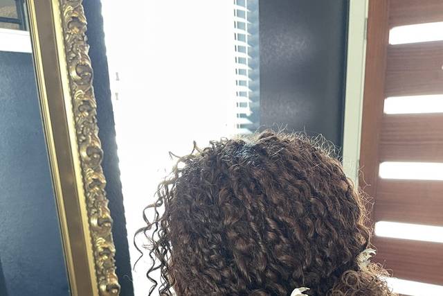 LaRaelle low updo
