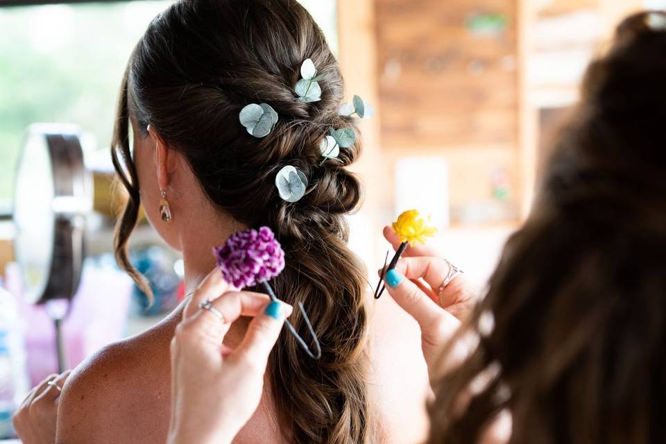 Hair with wildflowers