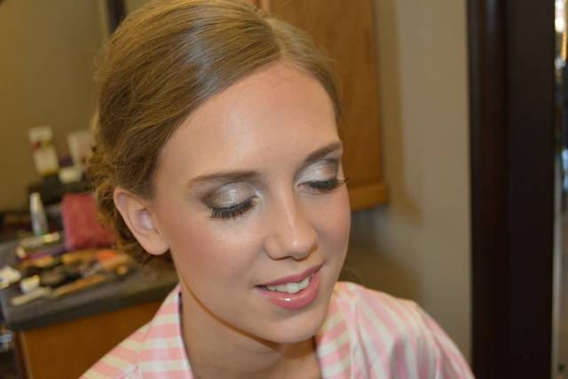 Spivey Lane Bridal.  Offering onlocation Bridal and Special Occasion Hair and Makeup