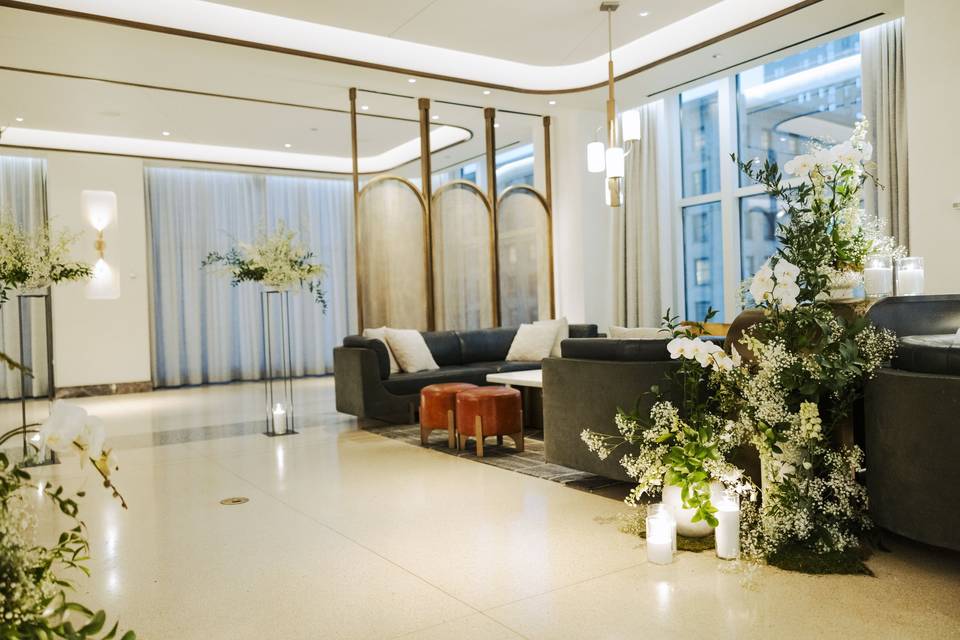 Wedding Florals/Aisle
