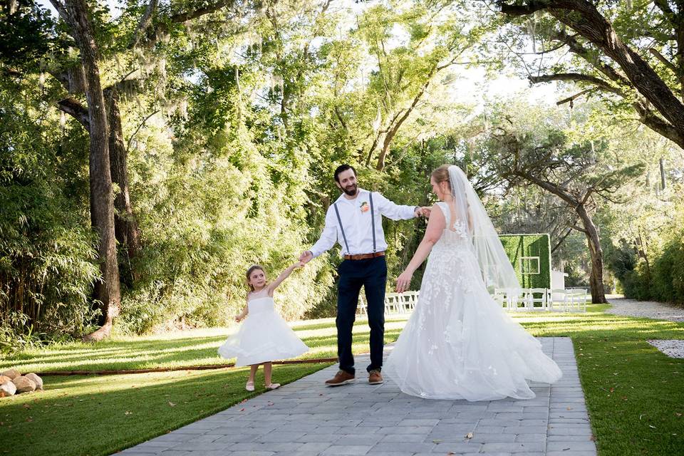 Both girls in the first dance