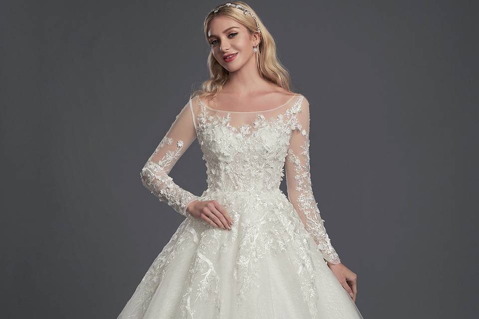 Wedding Dress>$499.99>7013154