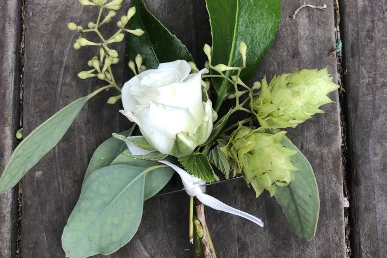 Boutonniere with hops