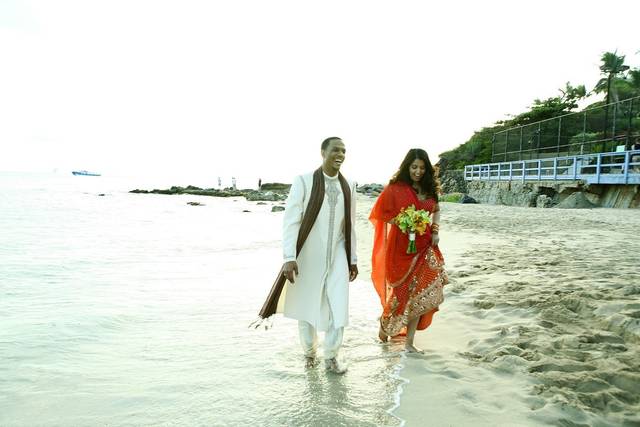 Walking along the beach - Imagine if Photography