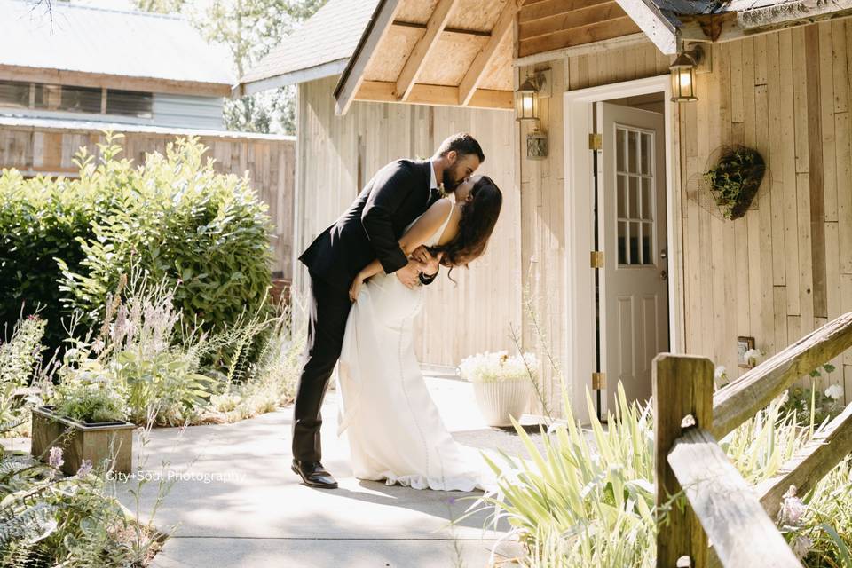 Woodland Meadows BridalCottage