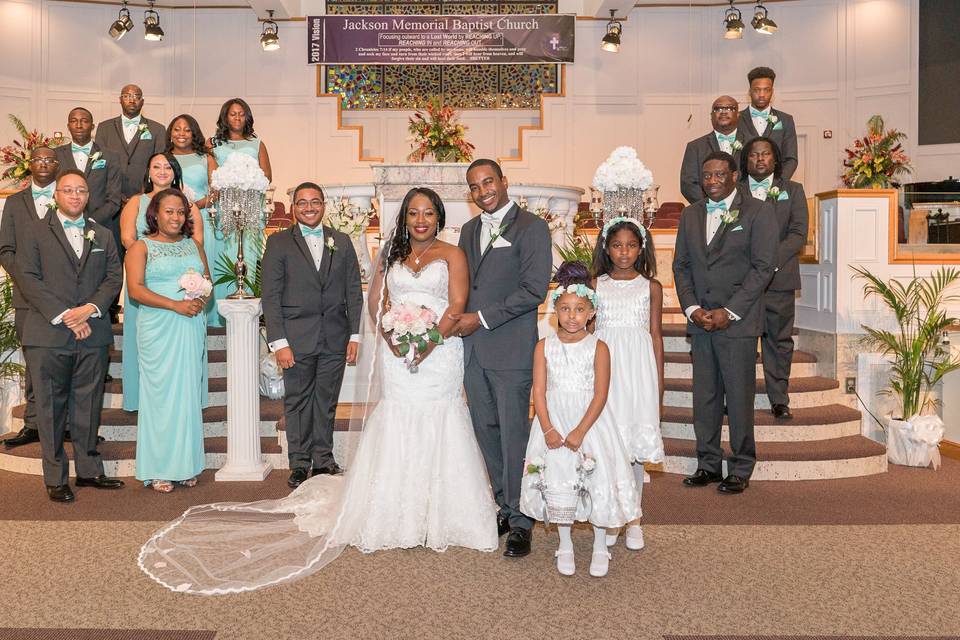 Expressions Weddings