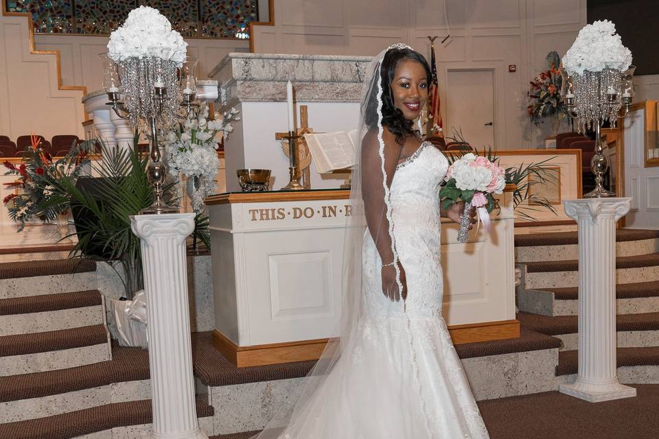 Expressions Weddings