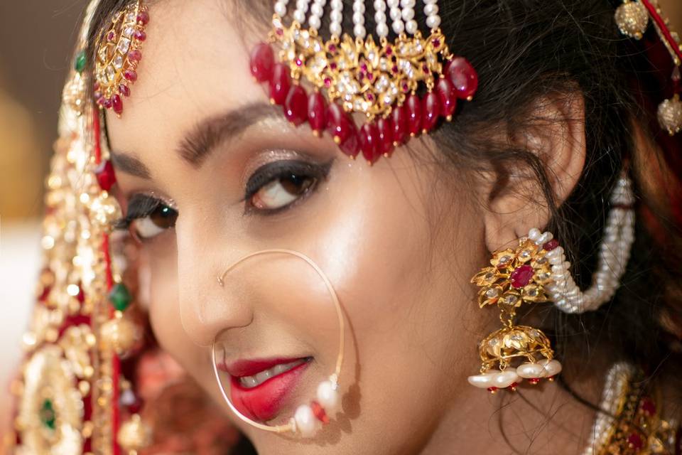 Expressions Weddings