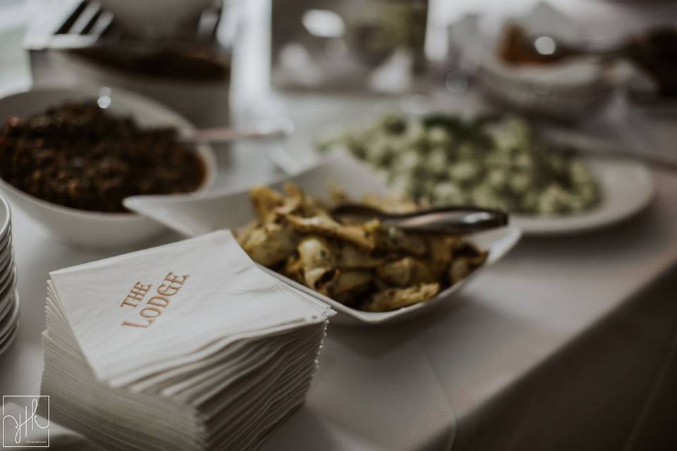 Buffet table | YTK Photography