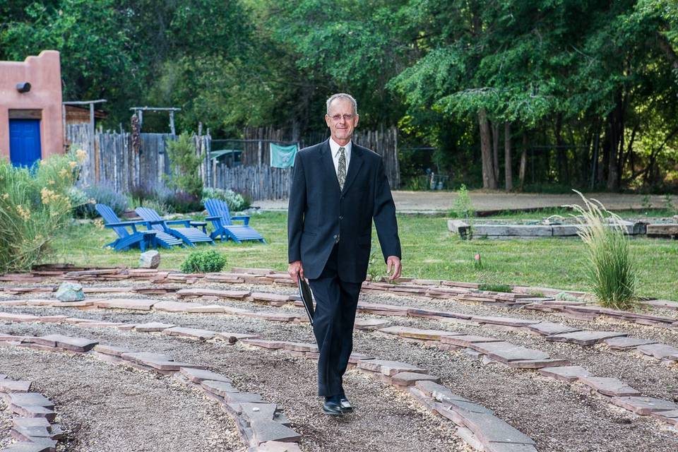 Adobe & Pines labyrinth