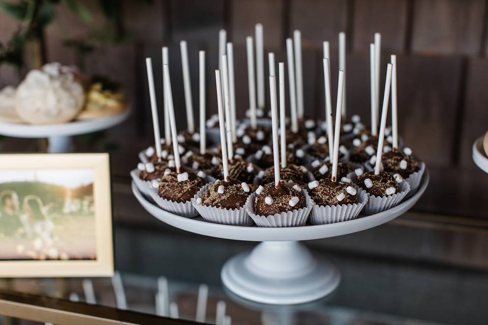 S'mores Cake Pops