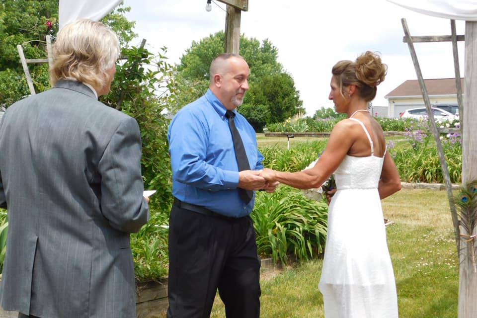 Rob (D.J. MC NOW a Officiant