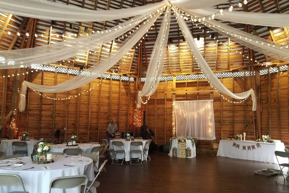 A barn wedding