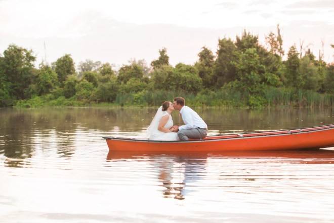 Kissing on the boat