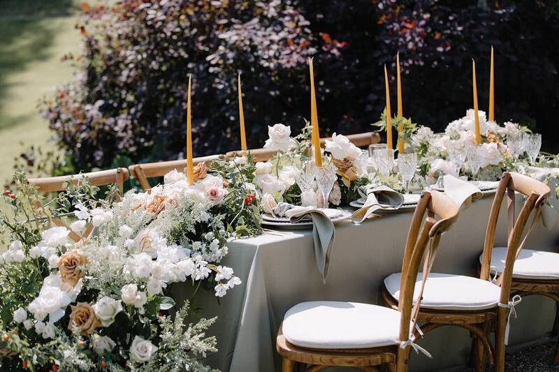 Bride/groom table