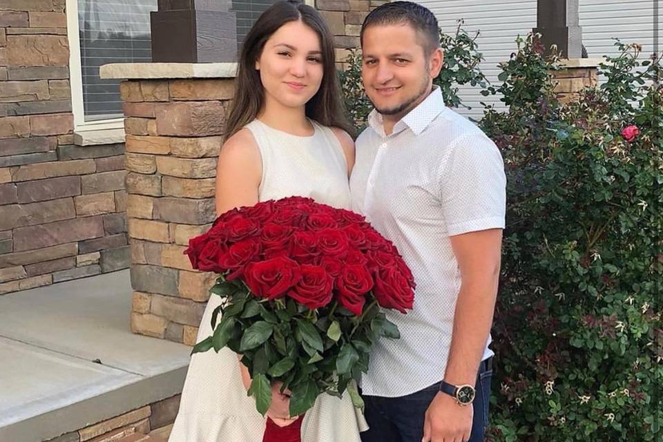 Long stemmed red roses