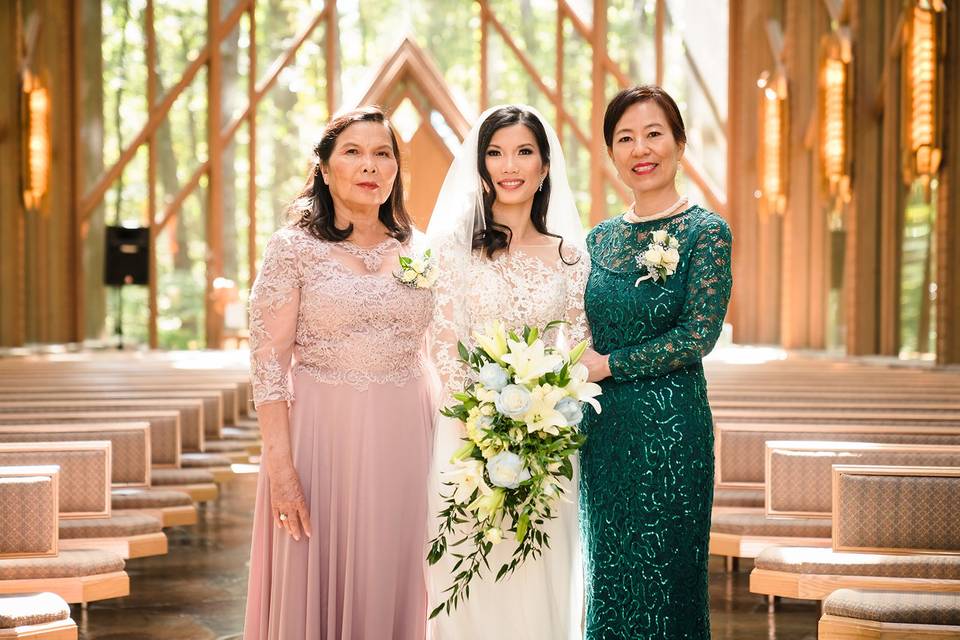 Bride and moms