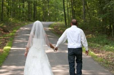 Bride & groom, country road