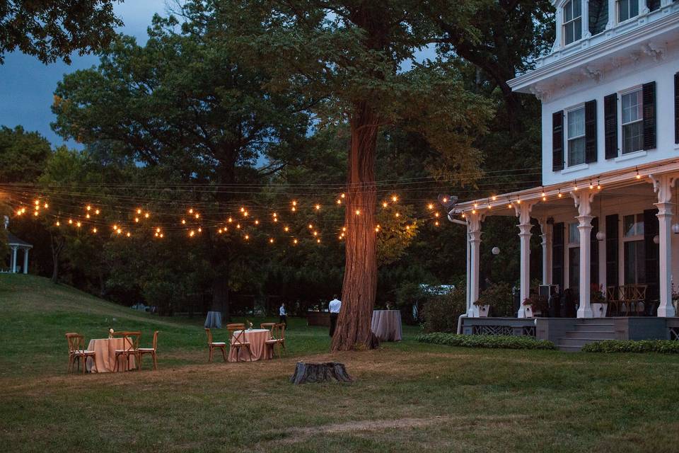 Bistro Lighting at The Southwood Estate. Photo by Sarah Greig Photography.