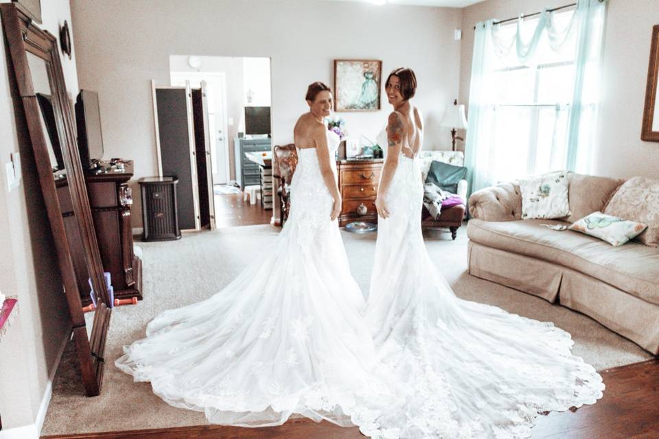 Best friends did fittings toge