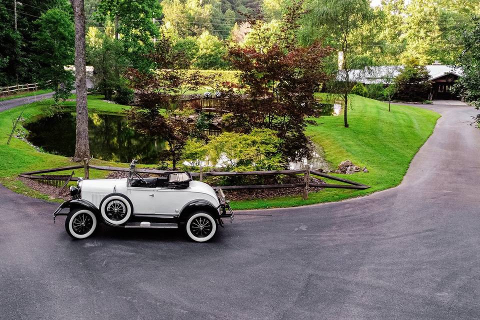 Venue Car
