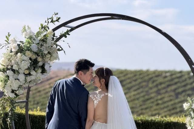 Lovely Kiss
