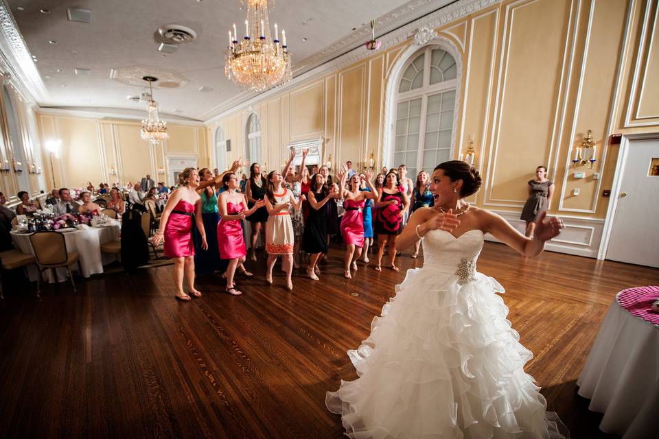 Bouquet toss