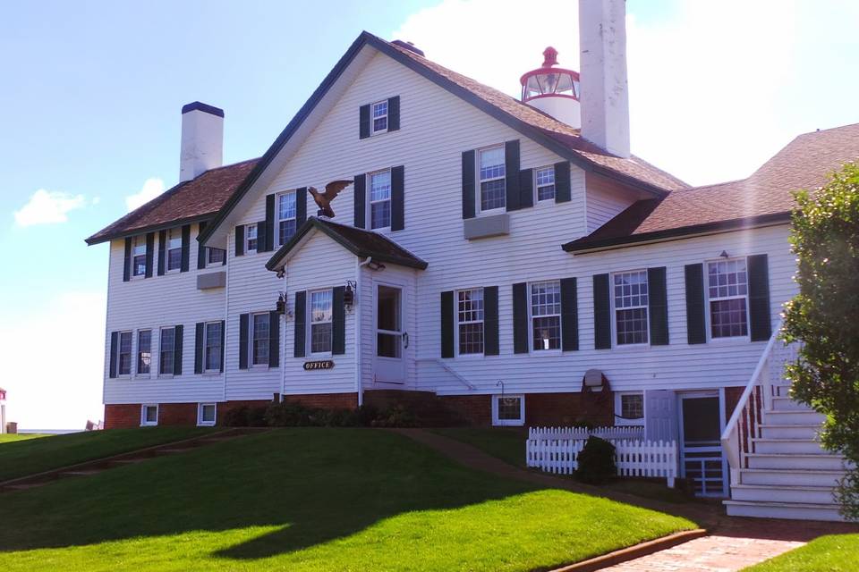 The Lighthouse Inn