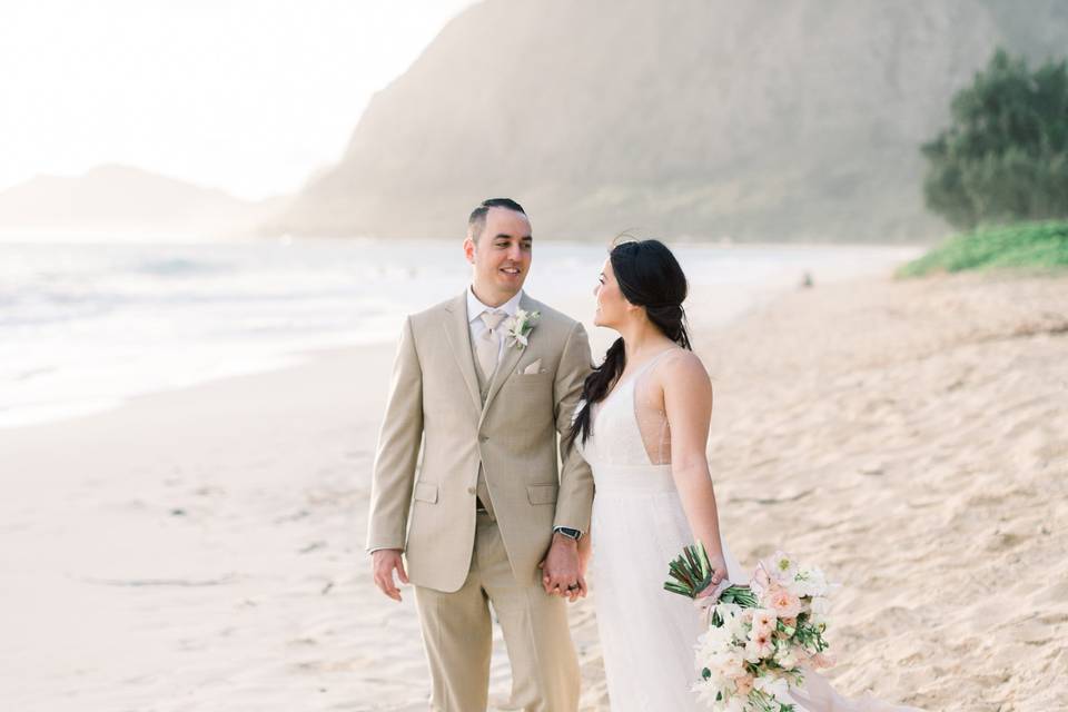 Waimanalo Sunrise wedding