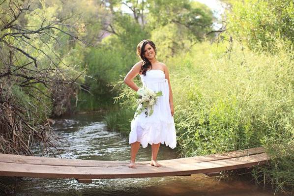 Design and Styling by Taylor Made Weddings and Events
Photo by Photo Love Stories
Flowers by My Favorite Flowers
Food by Benja Tai and Sushi
Models: Kourtney and Jake Millard
Hair and Make up by Vanessa Rae Hair and Make Up
Dress by Bella Donna's Boutique
Jewelry by JK Jewelers