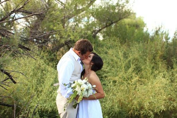 Design and Styling by Taylor Made Weddings and Events
Photo by Photo Love Stories
Flowers by My Favorite Flowers
Food by Benja Tai and Sushi
Models: Kourtney and Jake Millard
Hair and Make up by Vanessa Rae Hair and Make Up
Dress by Bella Donna's Boutique
Jewelry by JK Jewelers