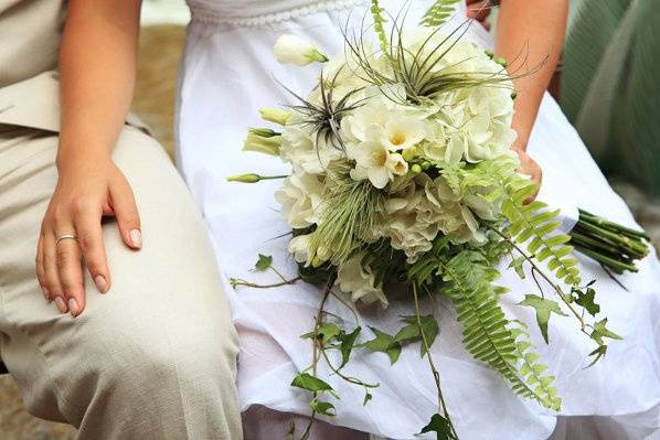 Design and Styling by Taylor Made Weddings and Events
Photo by Photo Love Stories
Flowers by My Favorite Flowers
Food by Benja Tai and Sushi
Models: Kourtney and Jake Millard
Hair and Make up by Vanessa Rae Hair and Make Up
Dress by Bella Donna's Boutique
Jewelry by JK Jewelers