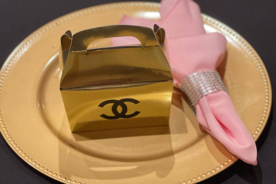 Chanel Theme Table Setting