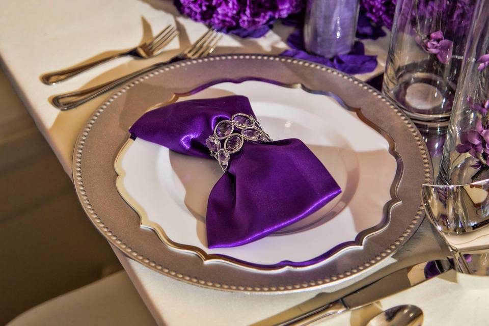 Purple royalty table setting