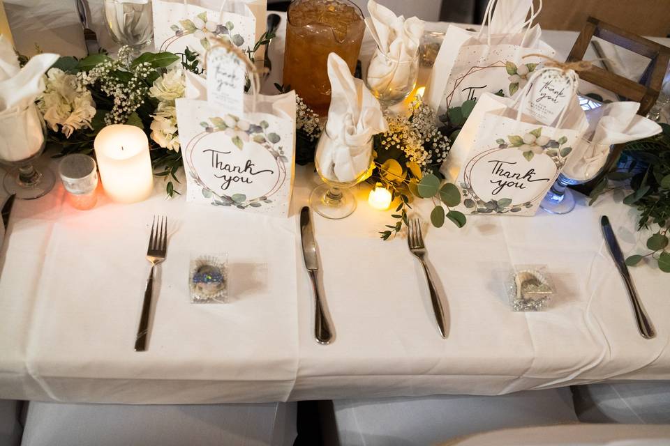 Sweetheart table