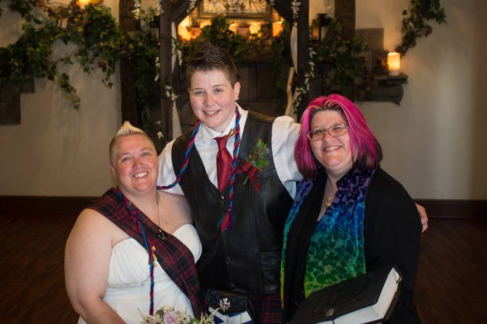 Sharon & Nikki's Handfasting