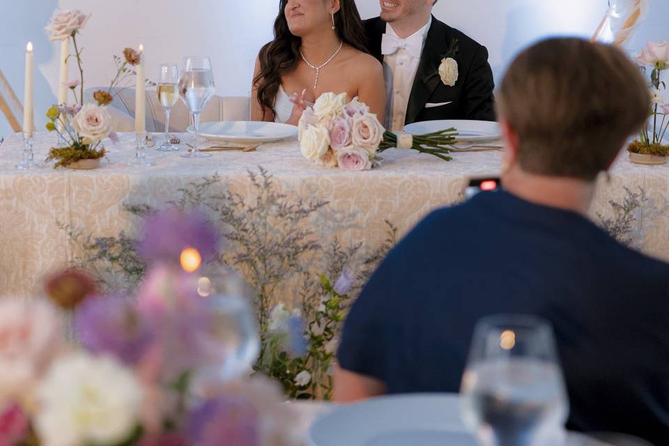 Hexagon arch sweetheart table