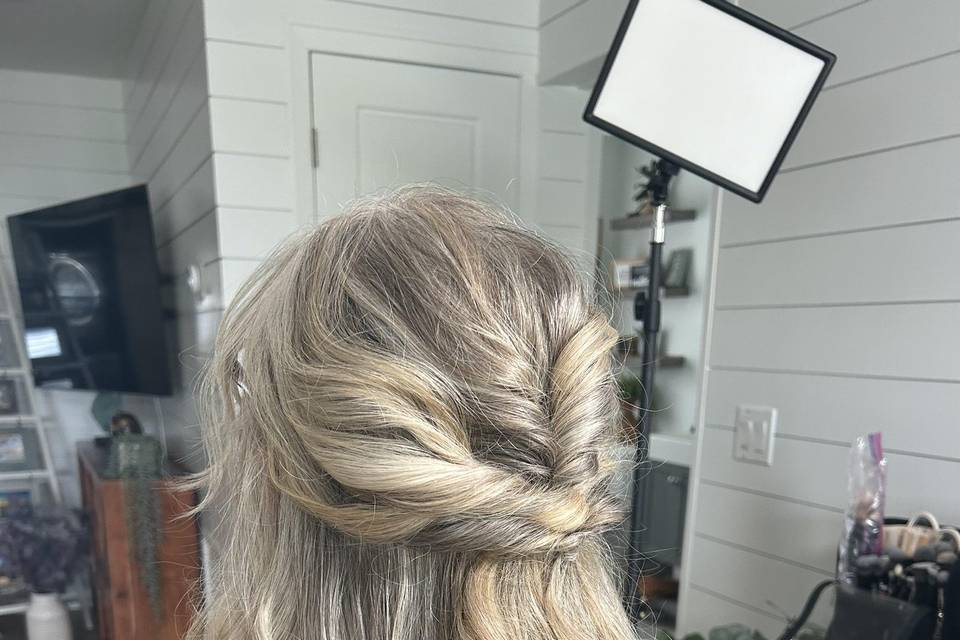 Romantic textured style