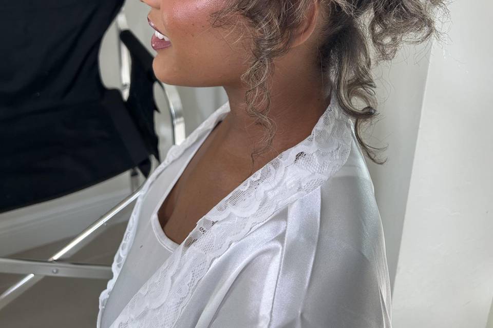 Bridal hair and makeup
